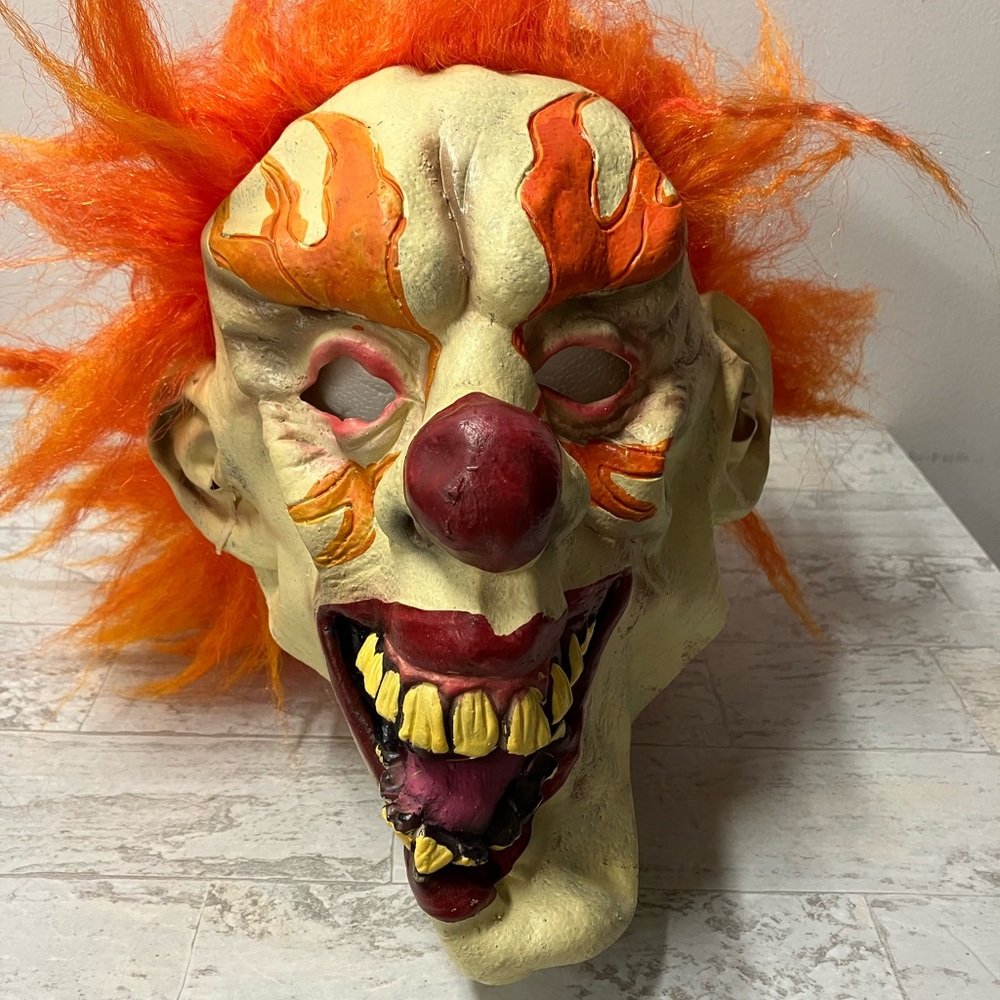 EVIL CLOWN 2014 GEMMY Halloween mask